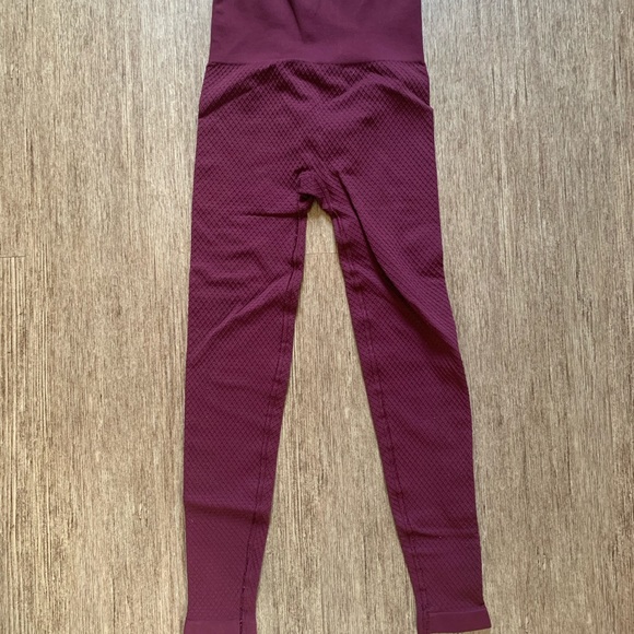 Balance athletica leggings - Picture 2 of 2